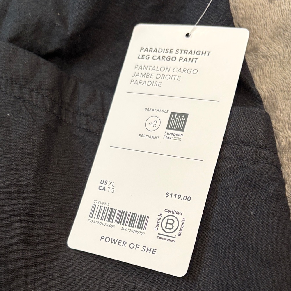 Athleta Paradise Straight Leg Cargo Pants in Black NWT - Picture 6 of 9